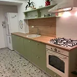Avocado Center- Pet Friendly! Pula