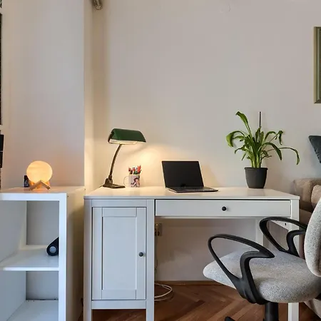 Apartman Avocado Apartment City Center- Pet Friendly! Póla